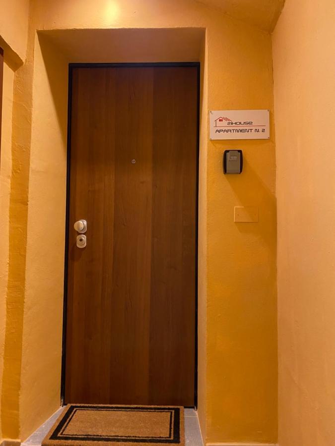 21House - Appartamento 2 Busto Arsizio Exterior photo